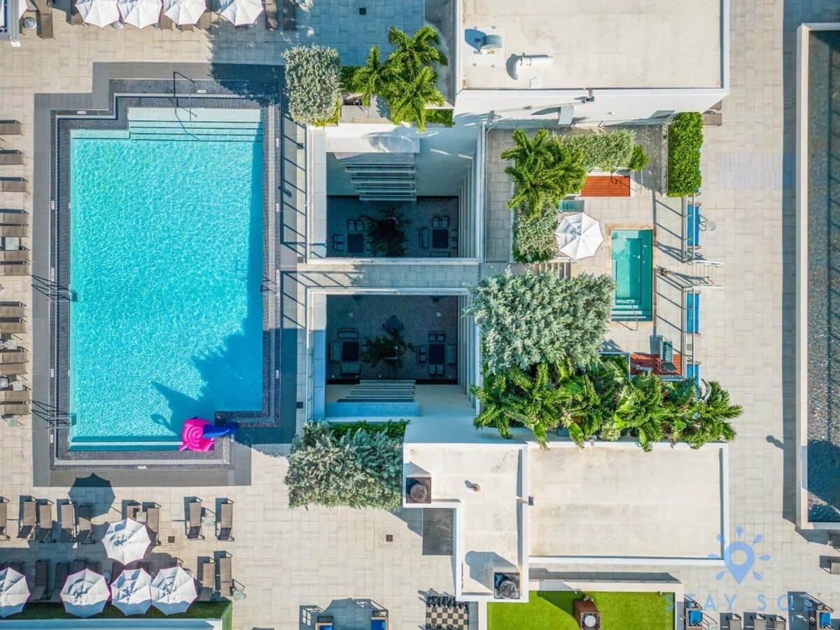 Exclusive Apartment - Rooftop Pool- Beachfront Hollywood Luaran gambar